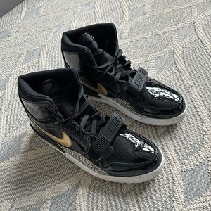 JORDAN LEGACY 312 “METALLIC GOLD”
